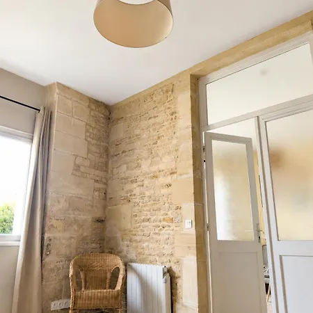 De Charme En Coeur De Village Normand